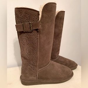 Cute and cozy boots by Bearpaw